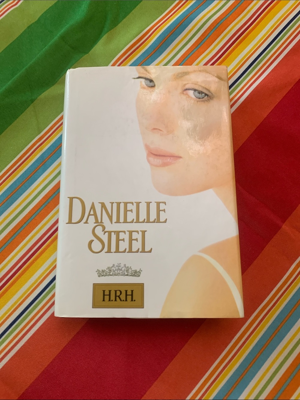 Danielle Steel 'H.R.H.' Hardcover - White & Gold Cover large print